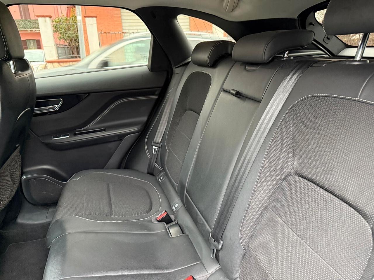 Jaguar F-Pace 2.0 D 180 CV AWD R-Sport - 93.000km - Superprezzo