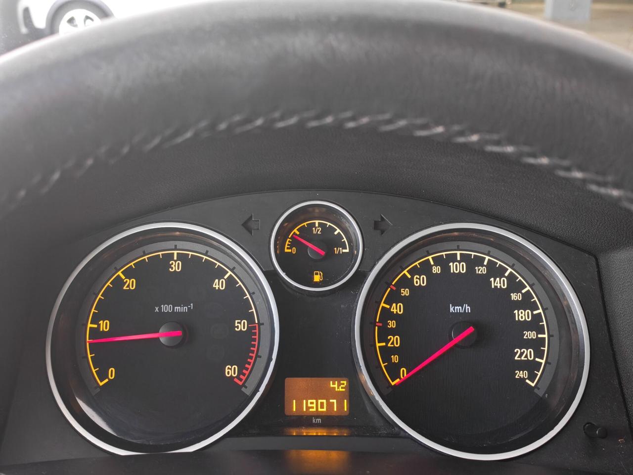 Opel Astra 1.9 DIESEL 120cv / 119.000km / Unipro