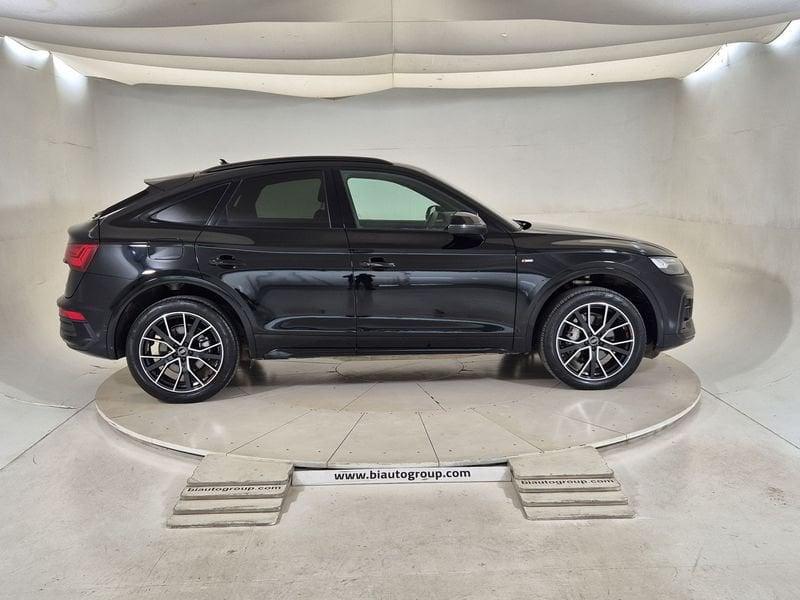 Audi Q5 II 2025 Sportback Sportback 2.0 tdi mhev+ S line edition quattro