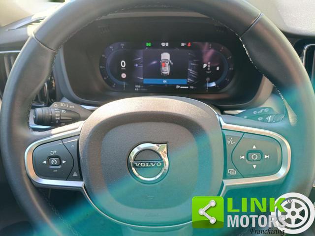 VOLVO XC60 B4 (d) automatico Plus Dark ESENTE BOLLO