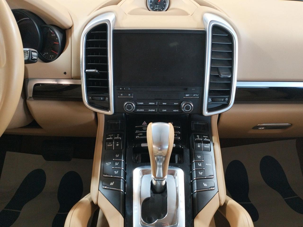 Porsche Cayenne 3.0 Platinum Edition tiptronic
