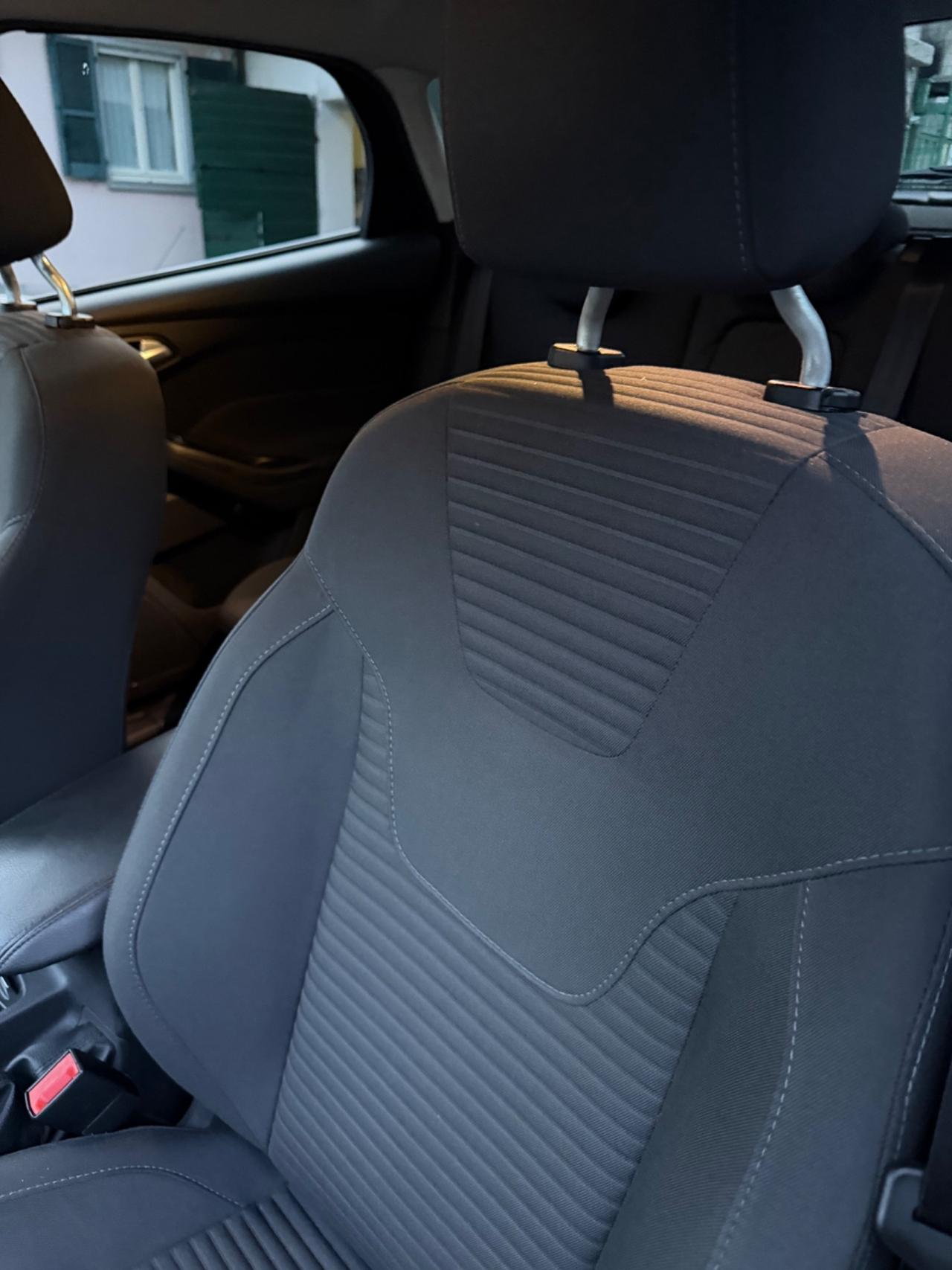 Ford FOCUS 1.6 120 CV TITANIUM KMCERT NAVI UNICOPR