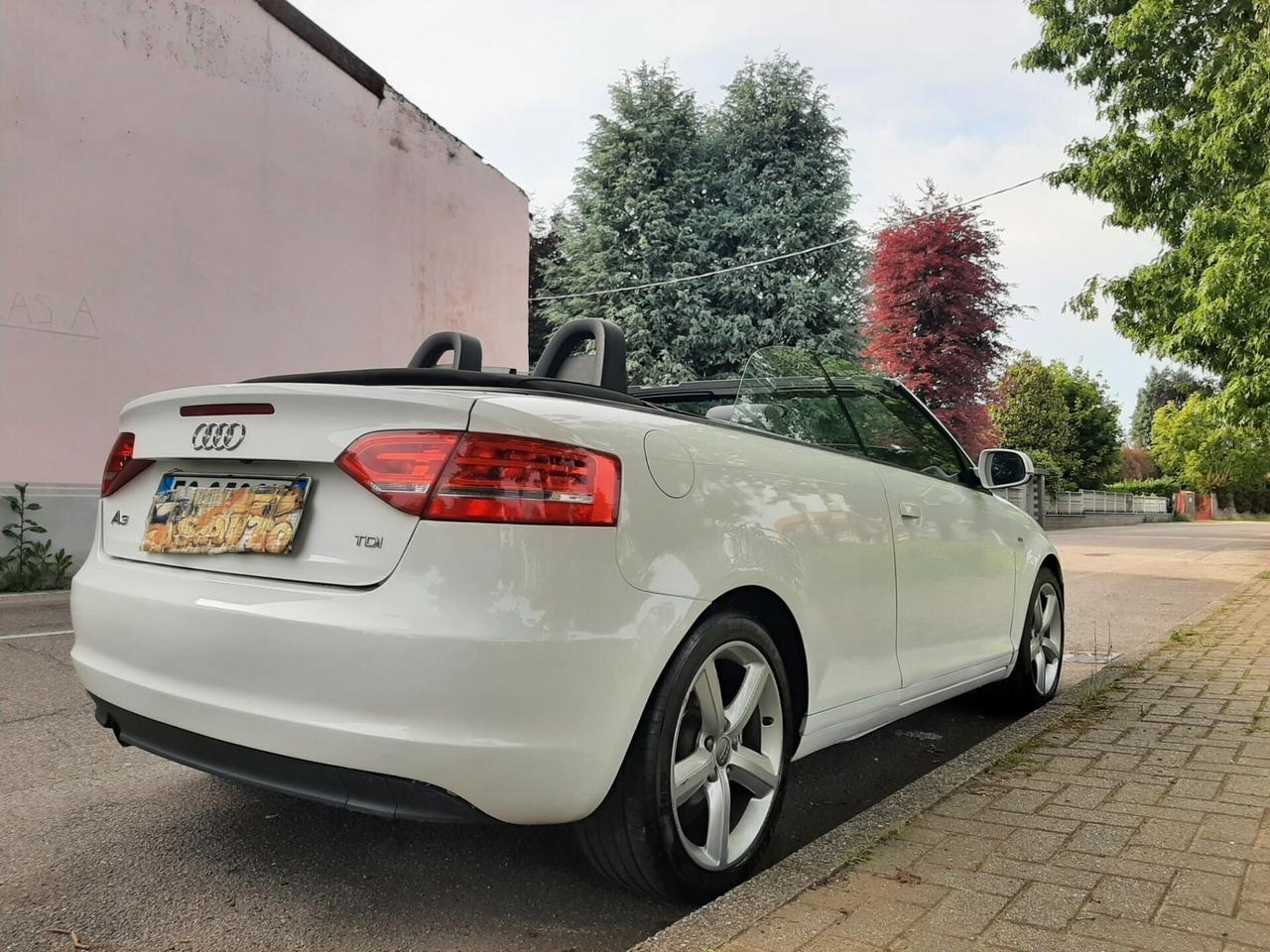 Audi A3 Cabrio 1.6 TDI 105 CV CR Ambition KM 160 MILA