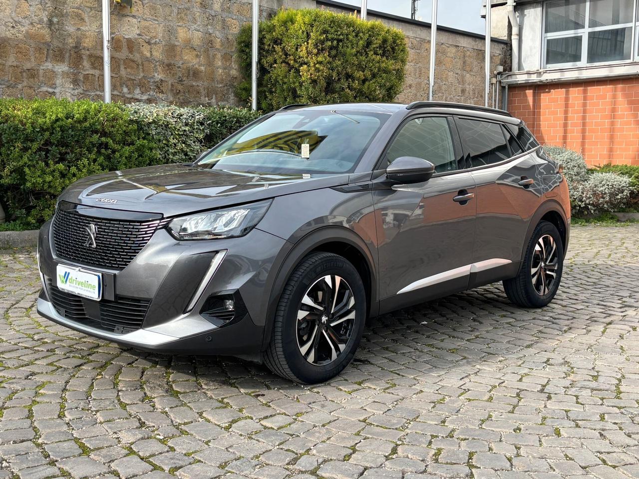 Peugeot 2008 BlueHDi 100 S&S Allure Navi Pack