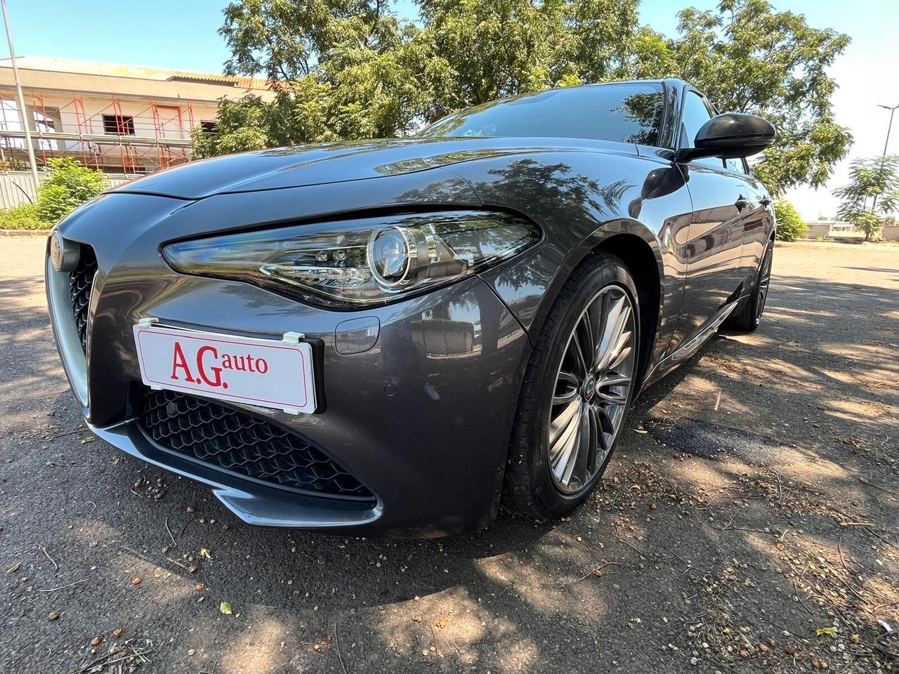Alfa Romeo Giulia 2.2 Turbodiesel 180 CV Super FULL PELLE