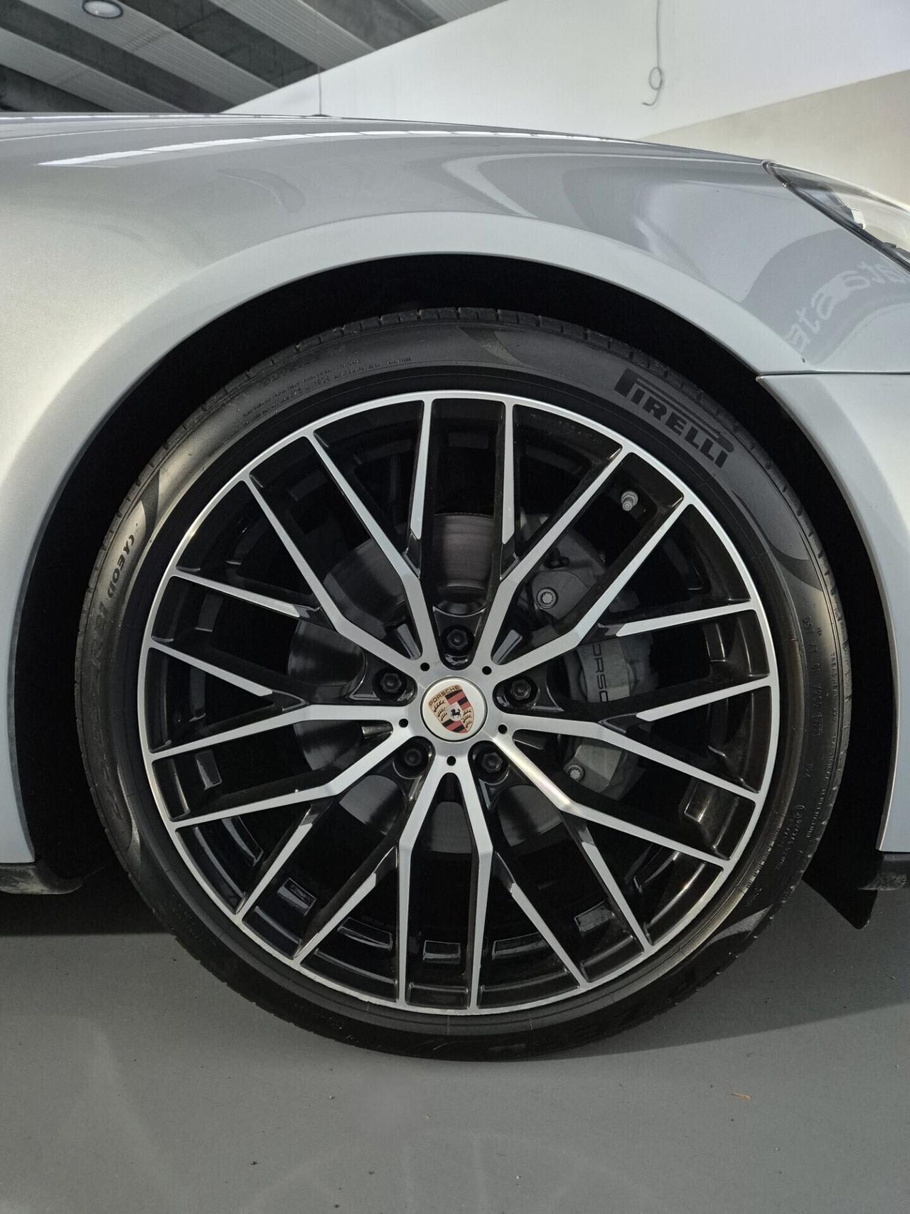 Porsche Panamera 4.0 V8 421cv Tetto PASM FullLed Radar GARANZIA