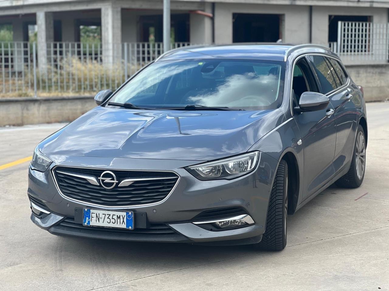 Opel Insignia 2.0 CDTI S&S aut. Country Tourer Exclusive