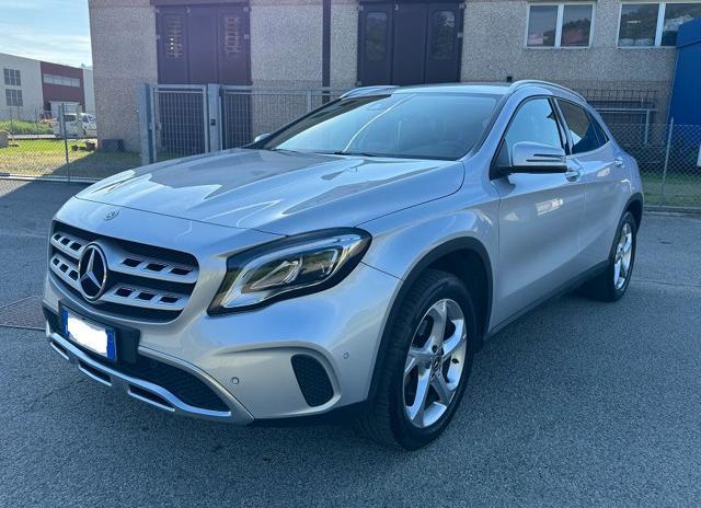 MERCEDES-BENZ GLA 200 d Automatic Sport