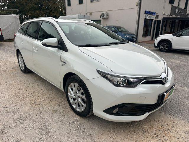 TOYOTA Auris Touring Sports 1.8 Hybrid Business