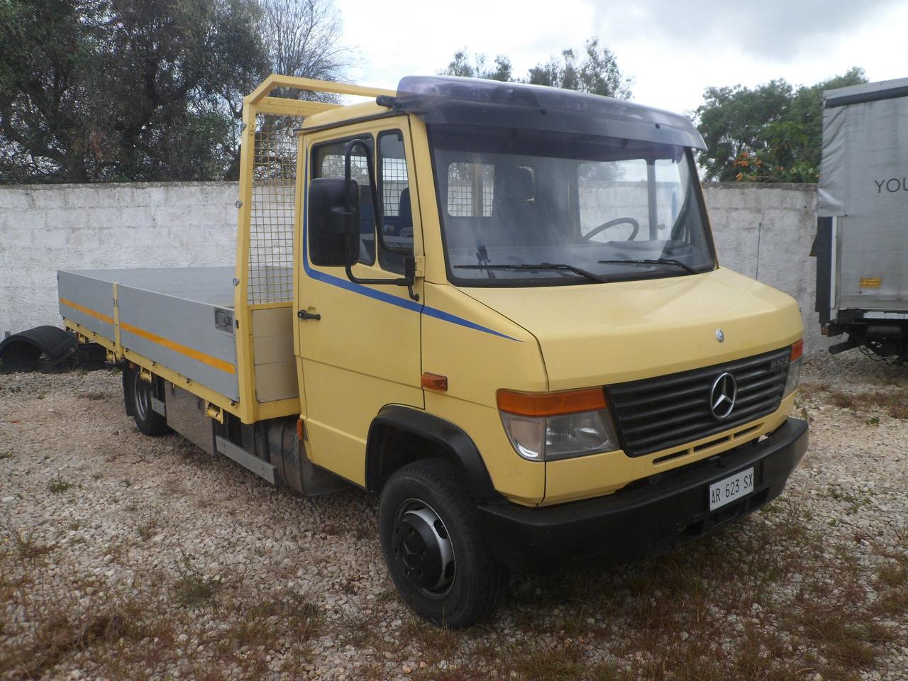 Mercedes-benz Vario 612d cassone fisso