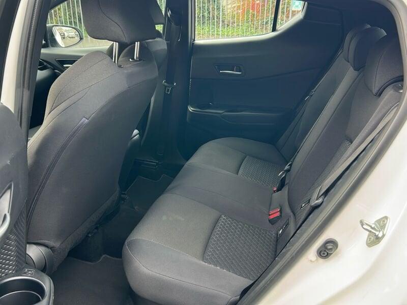 Toyota C-HR C-HR 1.8 Hybrid E-CVT Active