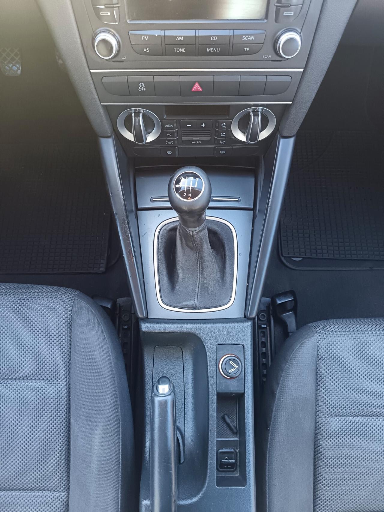 Audi A3 1.6 TDI 90 CV CR Attraction MOTORE REVISIONATO A KM 250.000