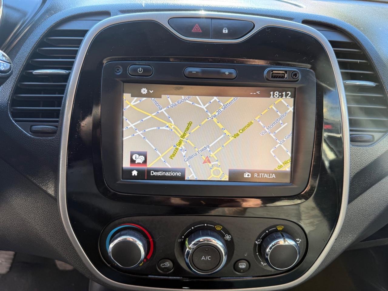 Renault Captur 1.5 dCi Energy Intens 90cv NAVI*Pronta consegna visibile in sede *
