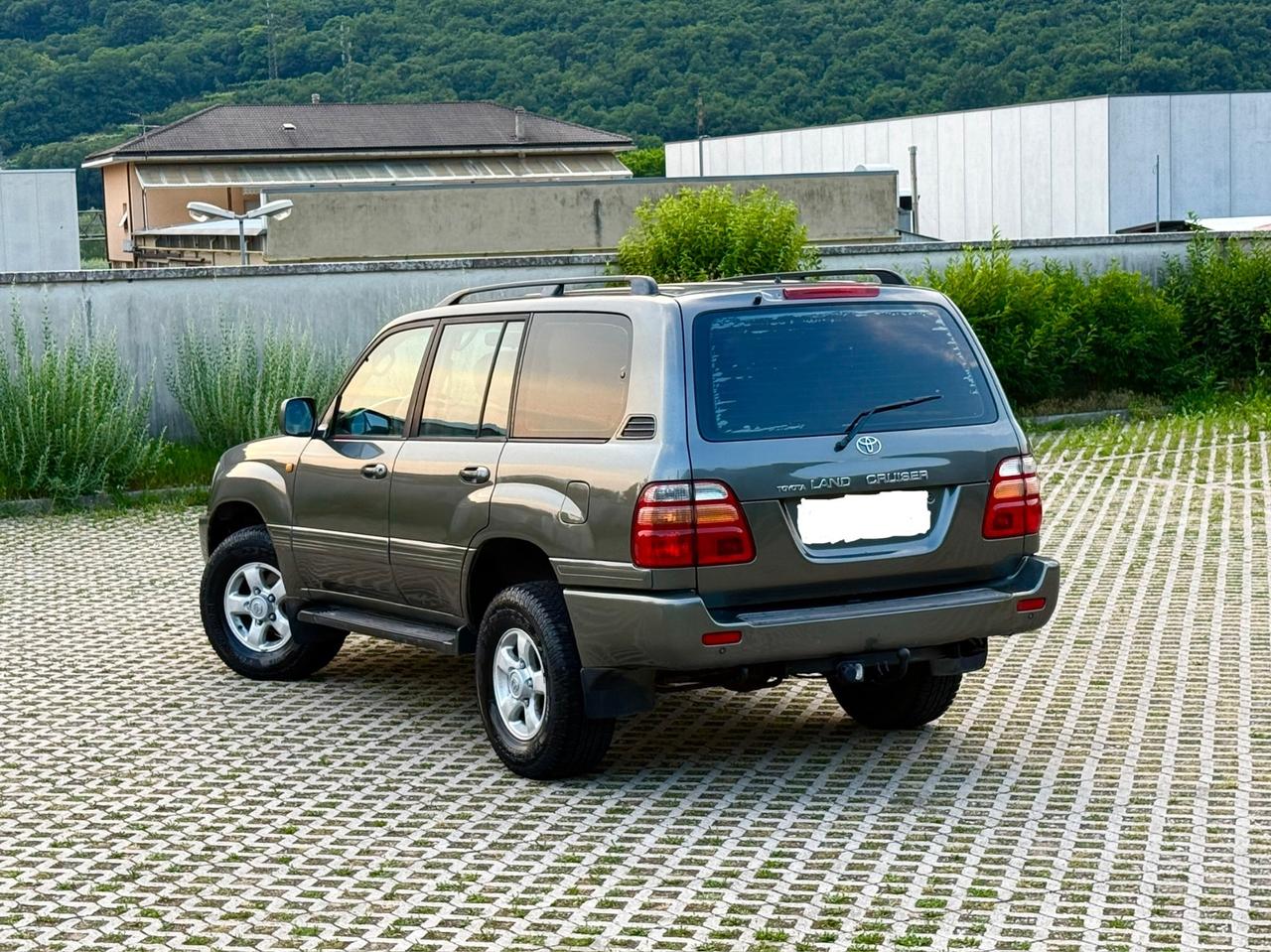 Toyota Land Cruiser HDJ100 4.2 TD 204cv 7 posti ASI