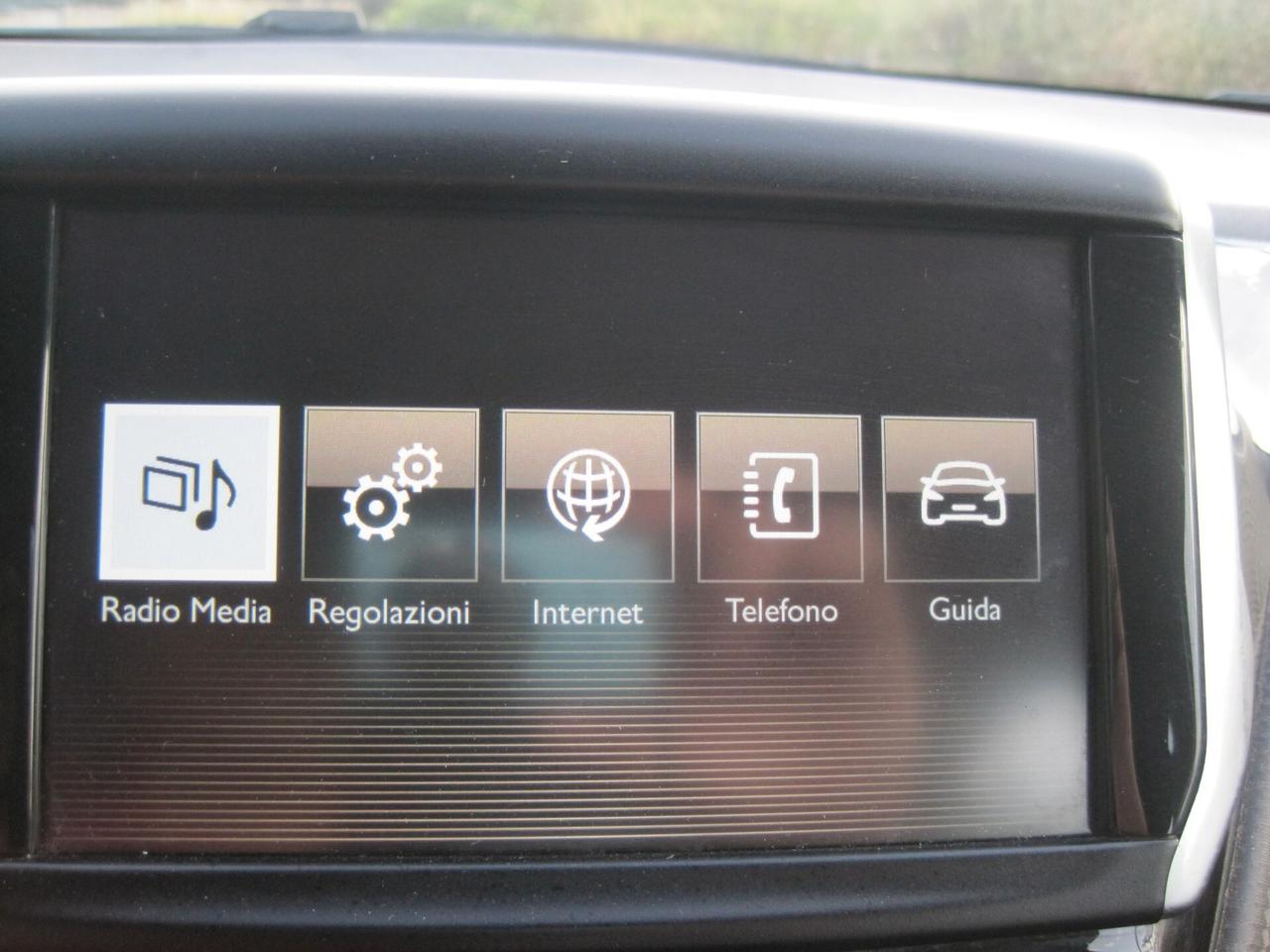Peugeot 2008 BlueHDi 100 Active