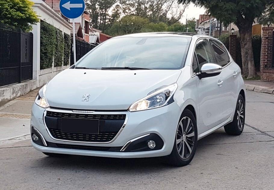 PEUGEOT 208 Allure Navi - 1.6 BlueHDi 75cv EURO6