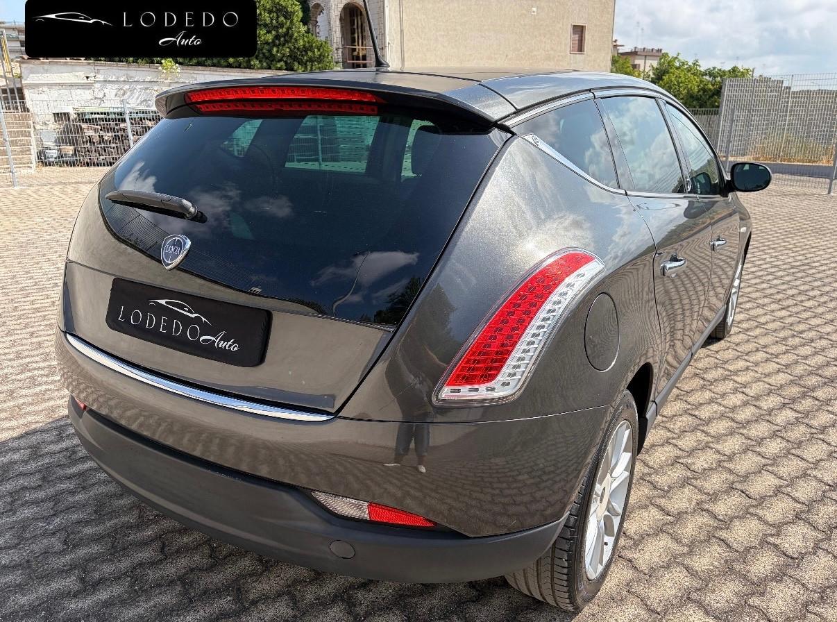 Lancia Delta 1.6 MJT Gold - 2012