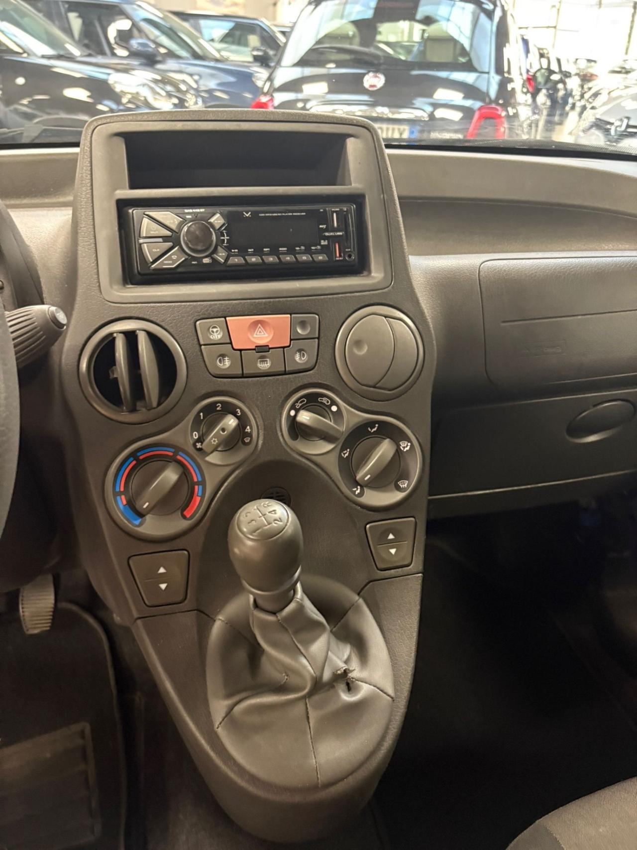 Fiat Panda 1.2 Dynamic 69CV Ok Neopatentati