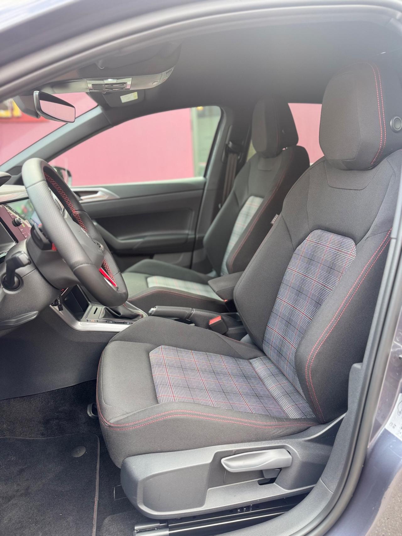 VOLKSWAGEN POLO GTI ///3200 KM/////