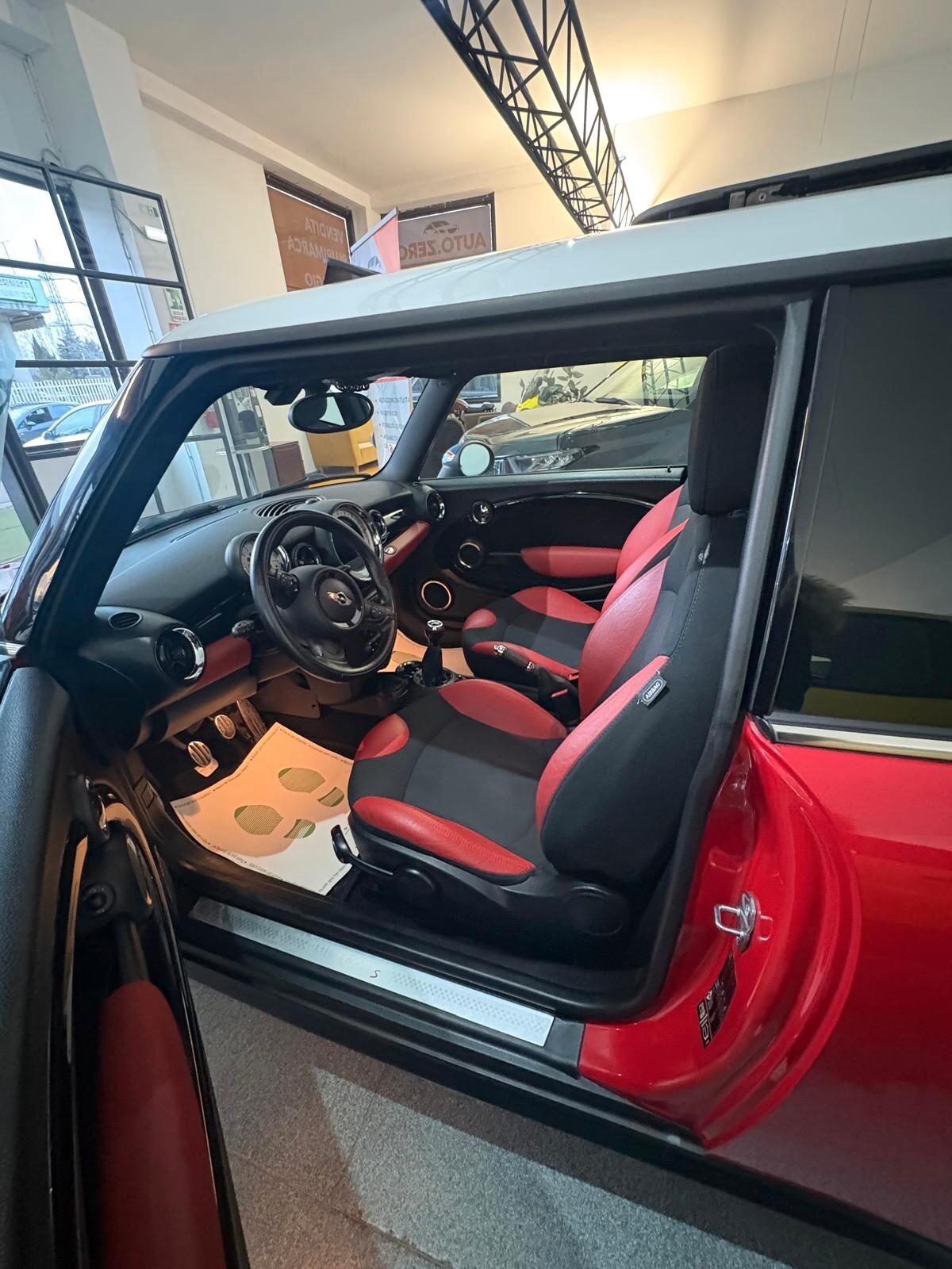 Mini Cooper SD Coupe 2.0 Coupé