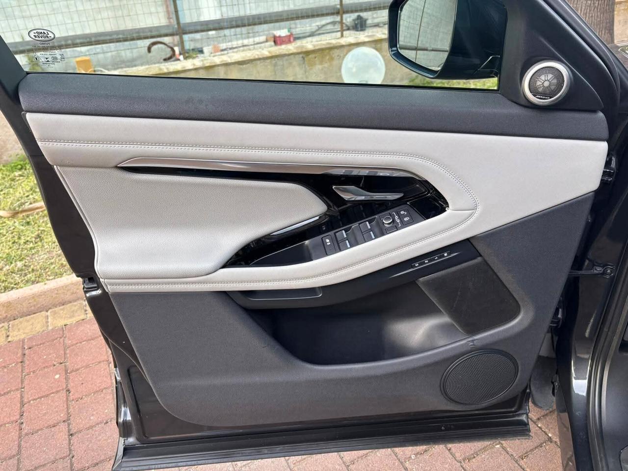 Land Rover Range Evoque 2.0D I4-L.Flw 150 CV R-Dynamic