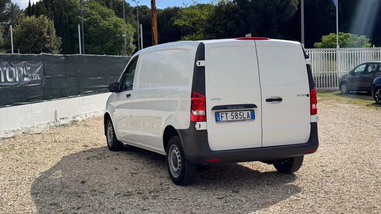 Mercedes-benz V 220 d Sport Long