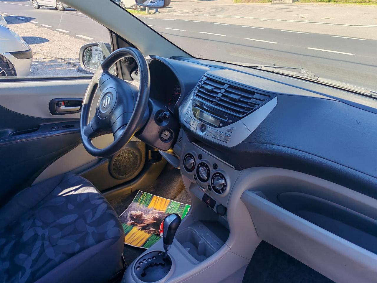 Suzuki Alto 1.0 L