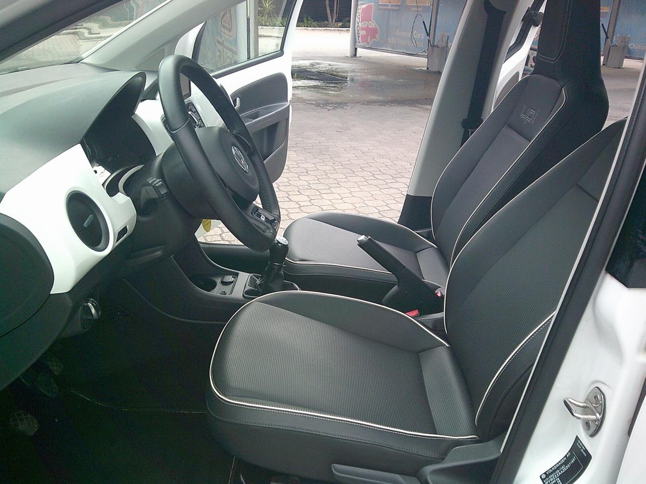 Volkswagen up! 1.0 75 CV 5p. high up!Solo Km 31000*