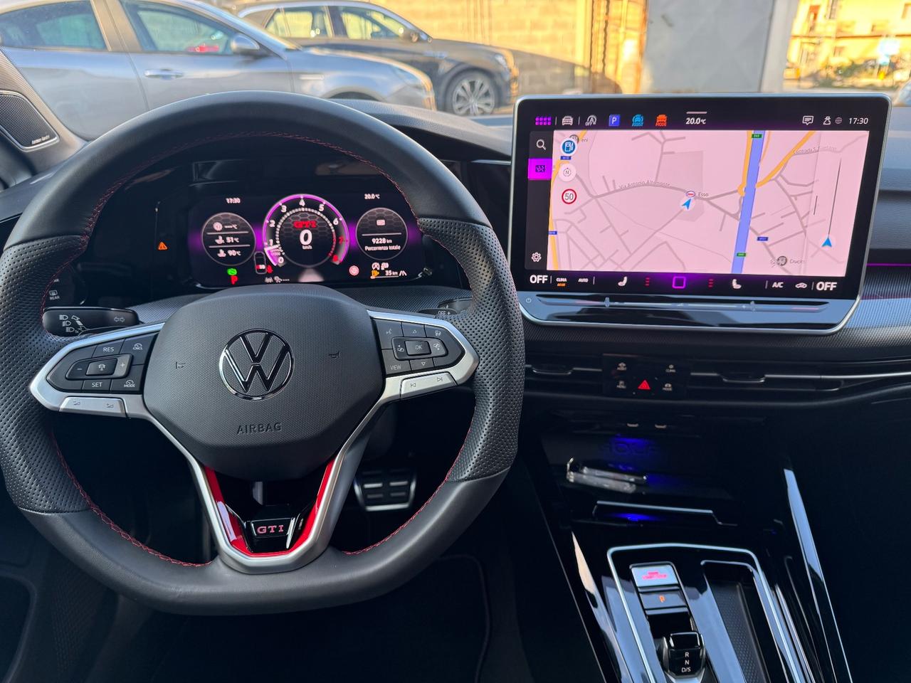 Volkswagen Golf GTI 2.0TSI 265CV DSG