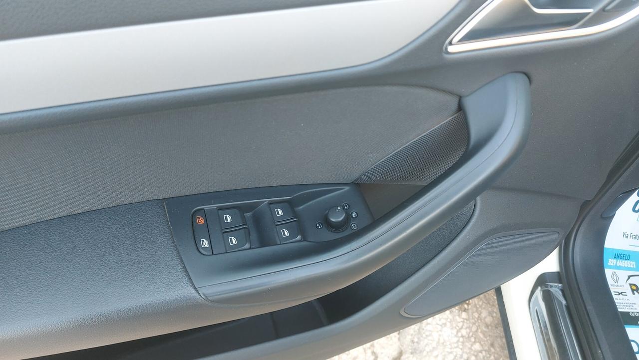 Audi Q3 ADVANCED PLUS PACCHETTO LUCI AMBIENTE