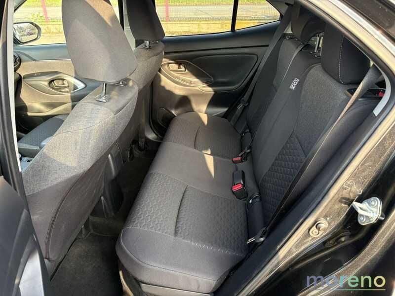 Toyota Yaris Cross 1.5h Business fwd 116 CV e-cvt