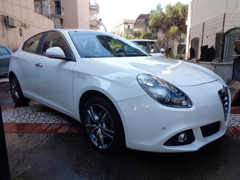Alfa Romeo Giulietta 1.6 JTDm-2 120 CV Distinctive