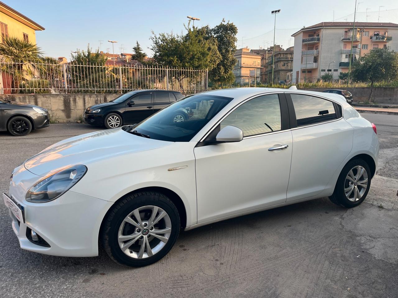 Alfa Romeo Giulietta 1.6 JTDm-2 105 CV Distinctive