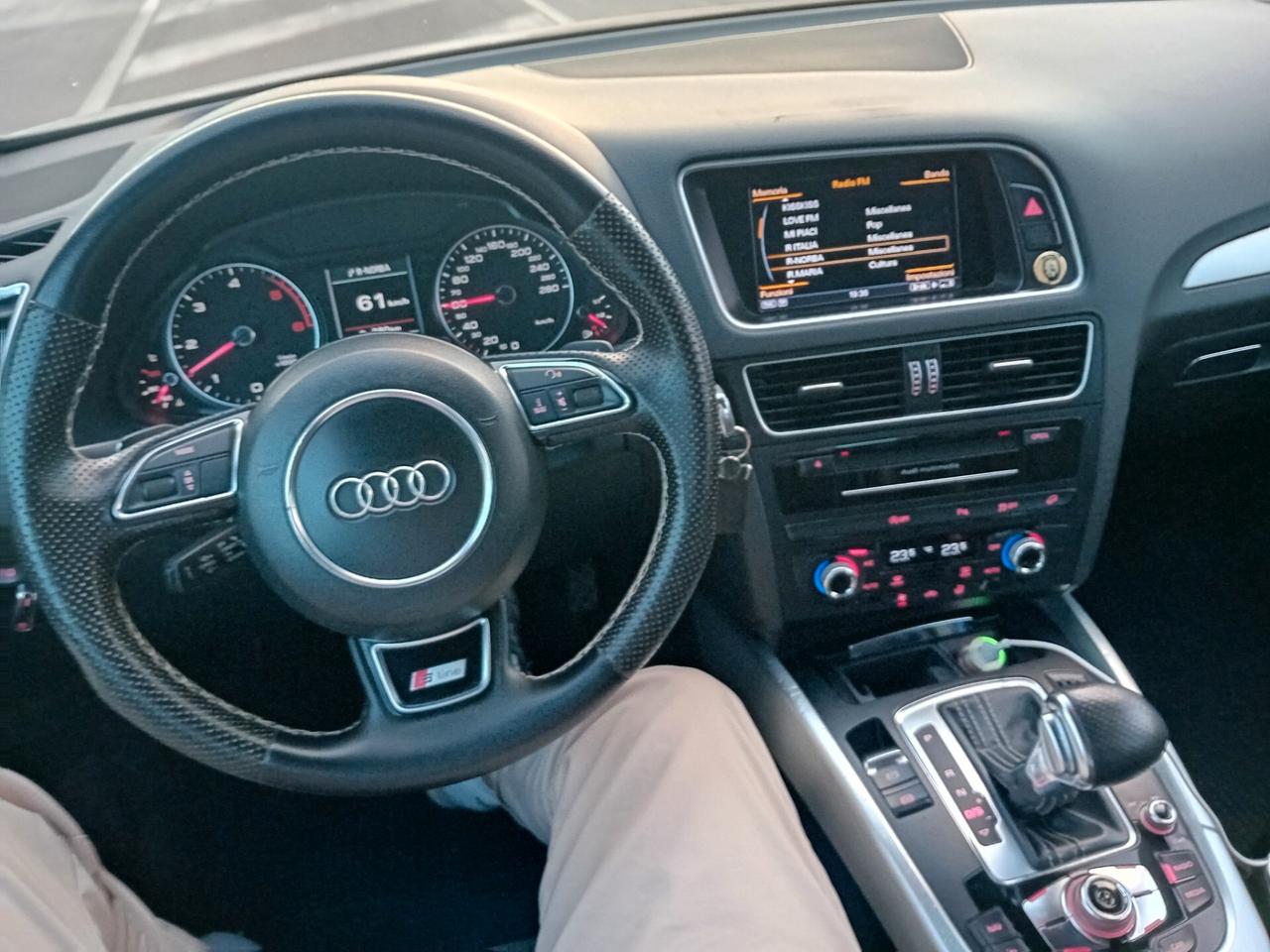 Audi Q5 2.0 TDI 177 CV quattro Sline