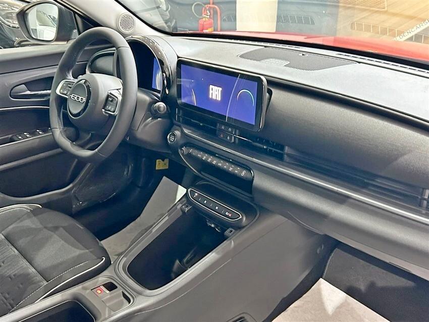Fiat 600 Hybrid 110 CV DCT MHEV Pop