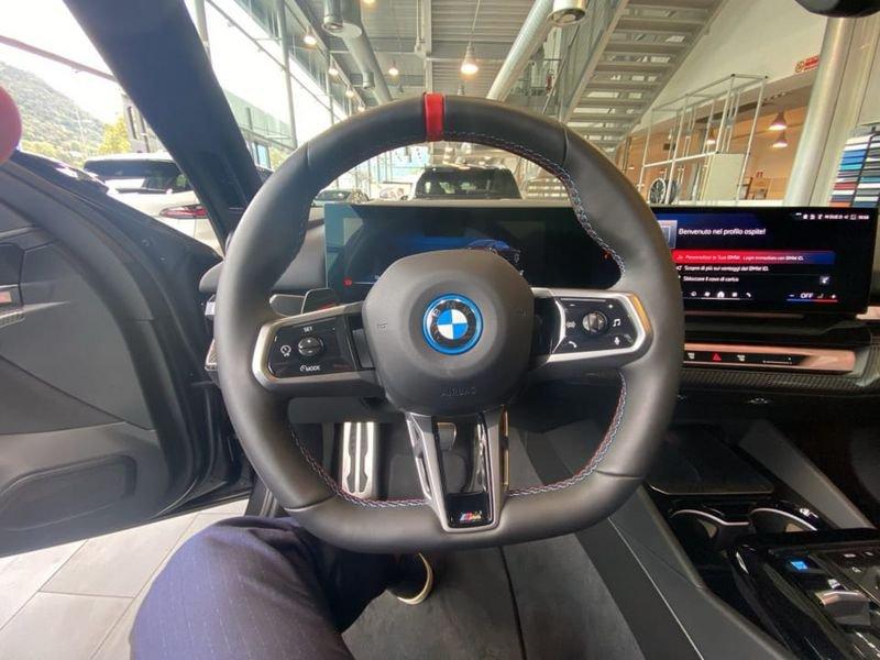 BMW Serie 5 i5 i5 Berlina M60 xDrive M Sport Pro