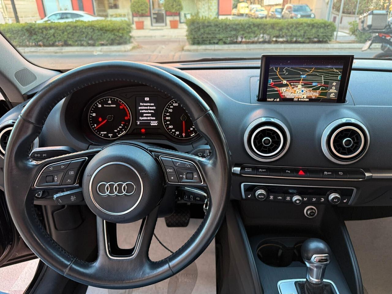 Audi A3 1.6 TDI 116 CV S tronic Sport