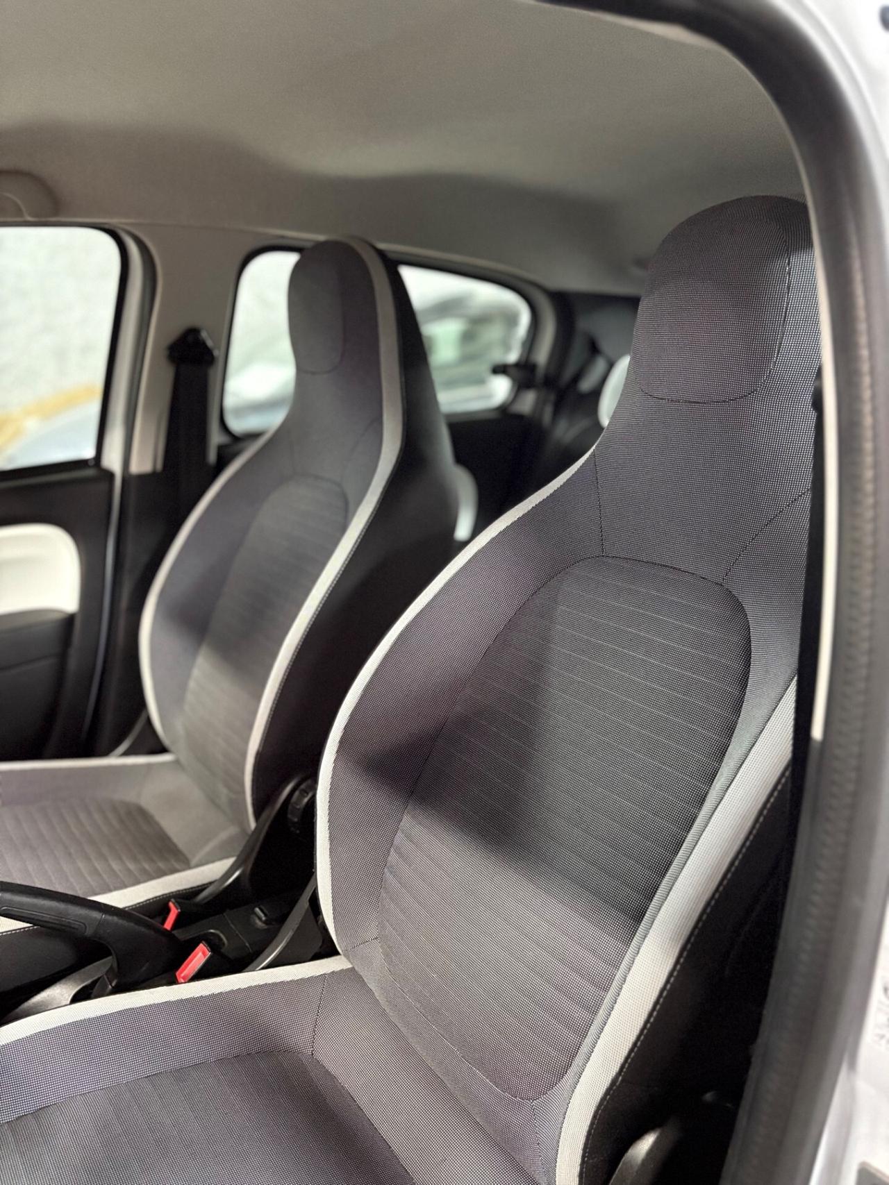 Renault Twingo 1.0 Benzina 70cv LED