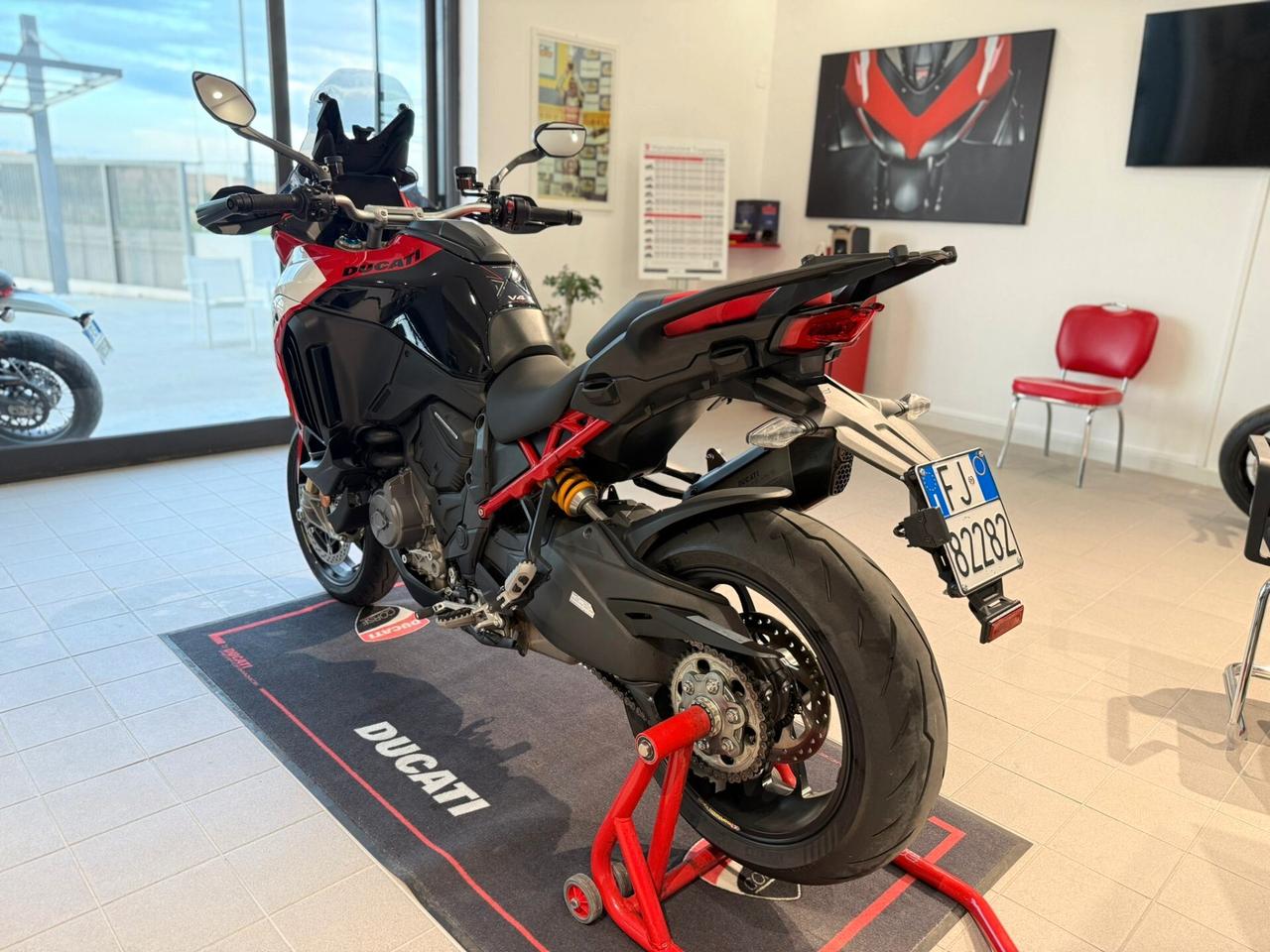Ducati Multistrada V4 PIKES PEAK CONDIZIONI DA VETRINA