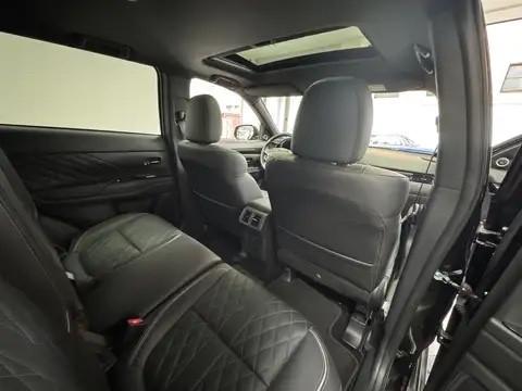 Mitsubishi Outlander 2.4 MIVEC 4WD PHEV Instyle SDA