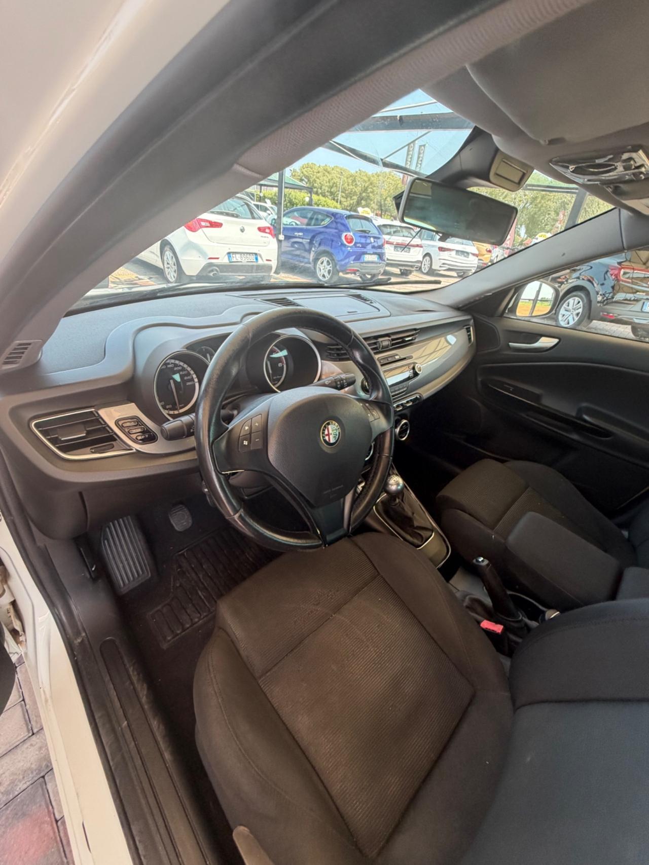 Alfa Romeo Giulietta 1.6 JTDm-2 105 CV Exclusive