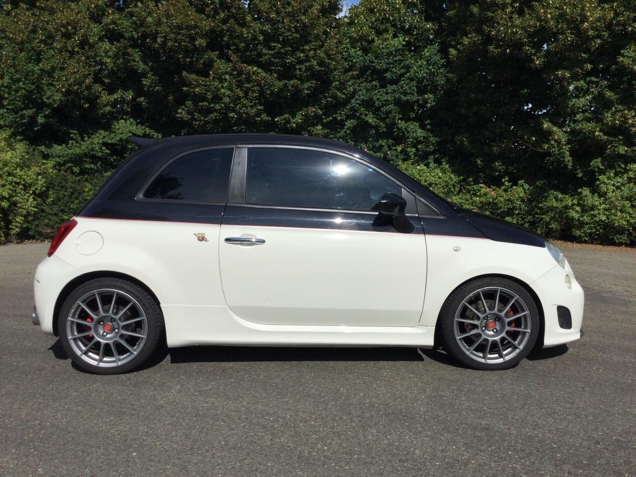 Abarth 500 C 1.4 Turbo T-Jet MTA Bicolore
