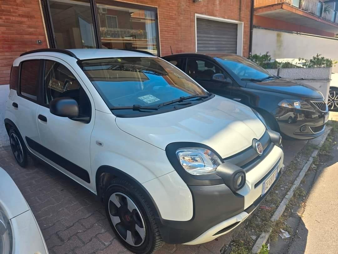 Fiat Panda 1.0 FireFly S&S Hybrid City Cross