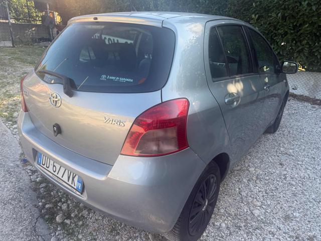 TOYOTA Yaris 108km 1.3 5p Sol senza nessun lavoro da fare