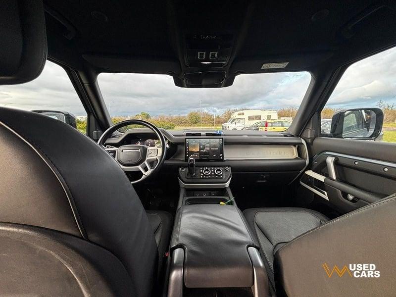 Land Rover Defender 3.0D I6 250 110 X-Dynamic SE AWD auto.