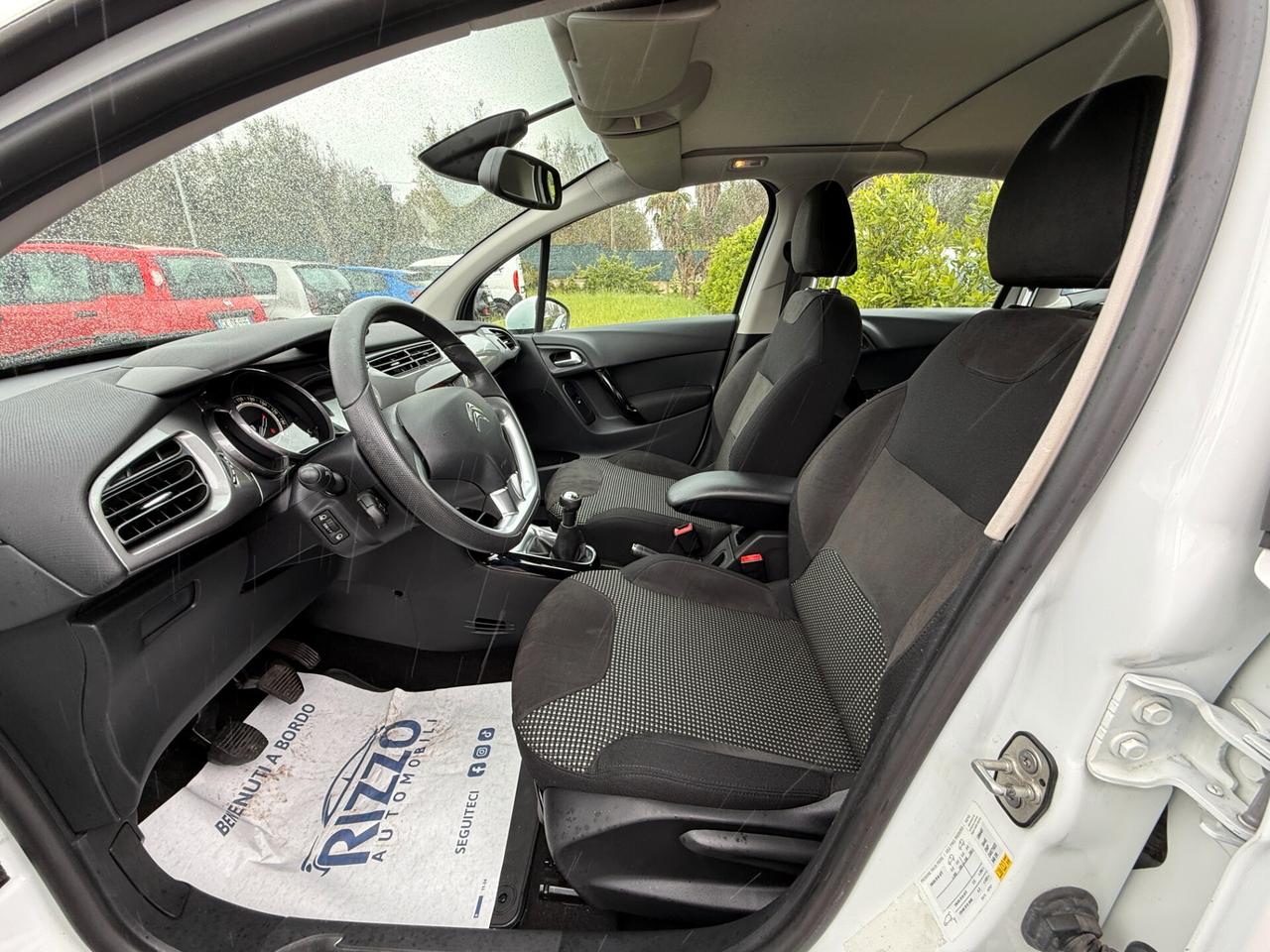 Citroen C3 1.2 VTi 82 Exclusive Tetto