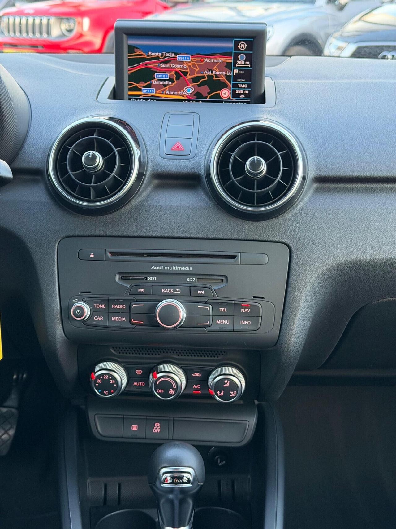 Audi A1 1.6 TDI 90CV S-LINE CAMBIO AUTOMATICO