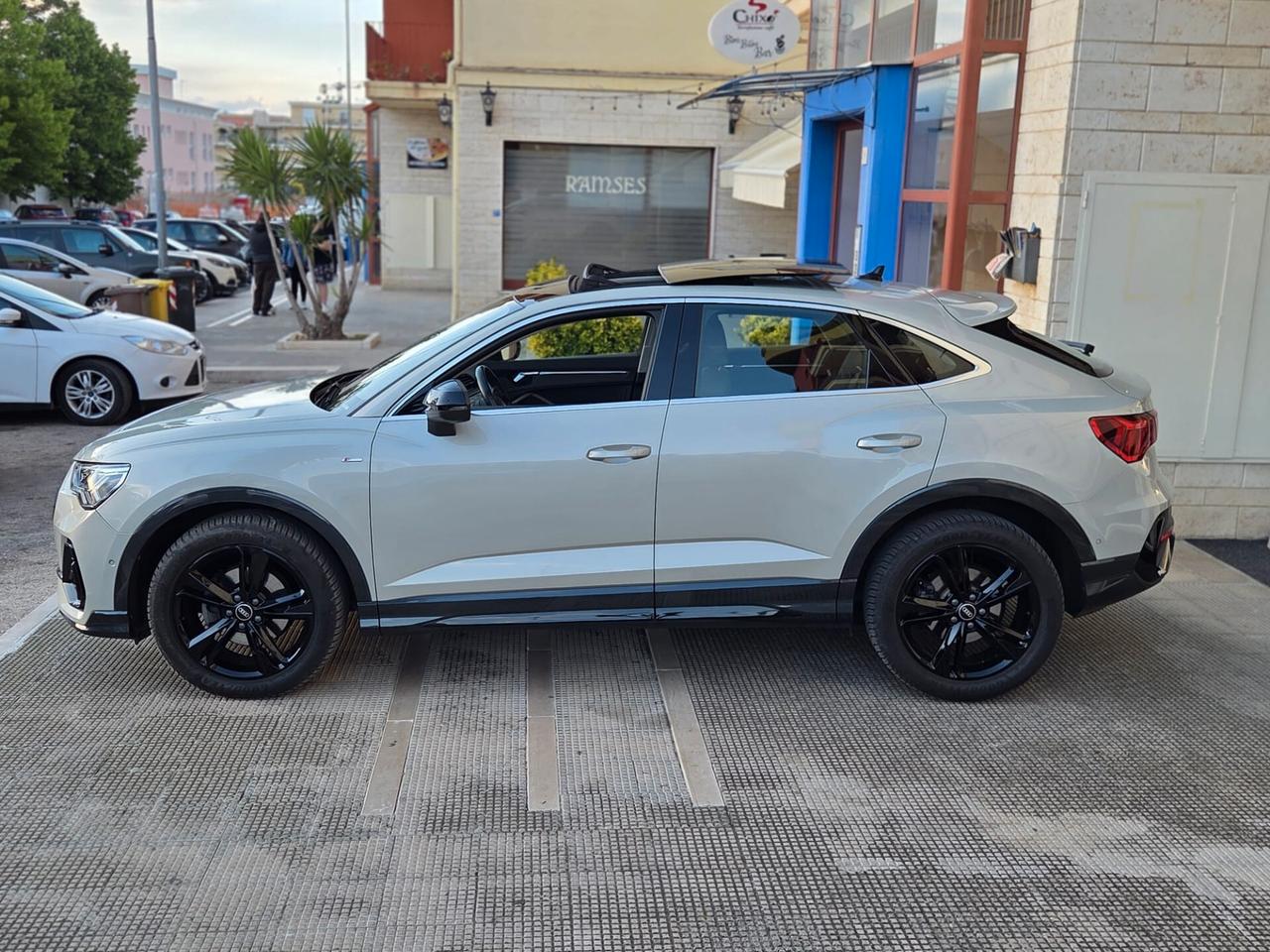 Audi Q3 35 TDI S tronic line edition