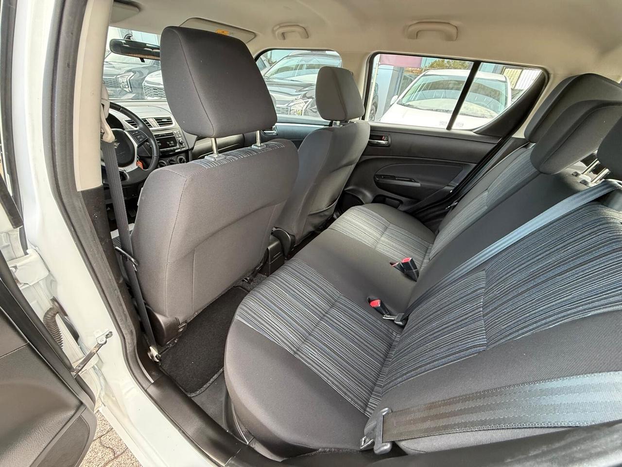 Suzuki Swift 1.2 VVT 5 porte - CON 24 MESI DI GARANZIA