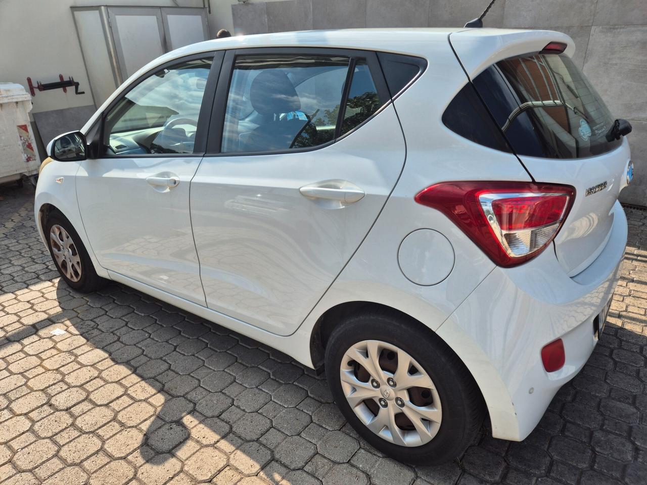 Hyundai i10 1.0 LPGI Econext Sound Edition